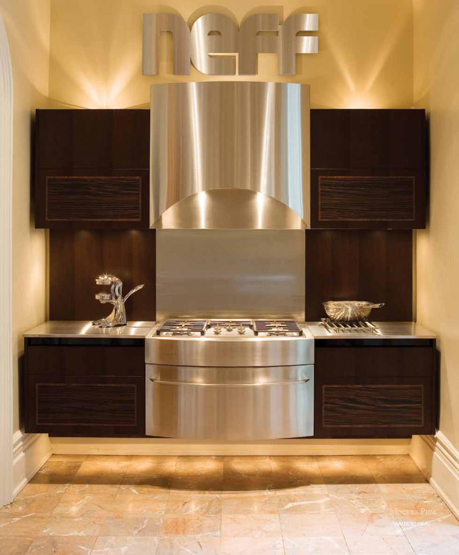 Гарнитур для кухни в отделке шпоном Contemporary Comp. 12, Neff Kitchens