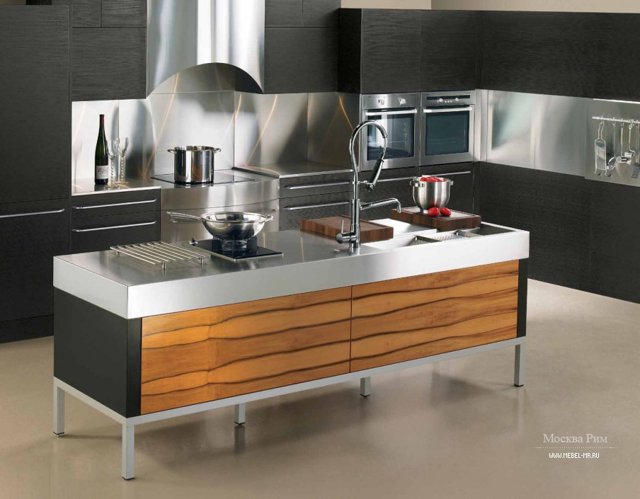 Гарнитур для кухни в отделке шпоном и сталью Contemporary Comp. 15, Neff Kitchens