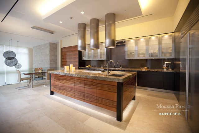 Гарнитур для кухни в отделке шпоном и лаком Contemporary Comp. 16, Neff Kitchens