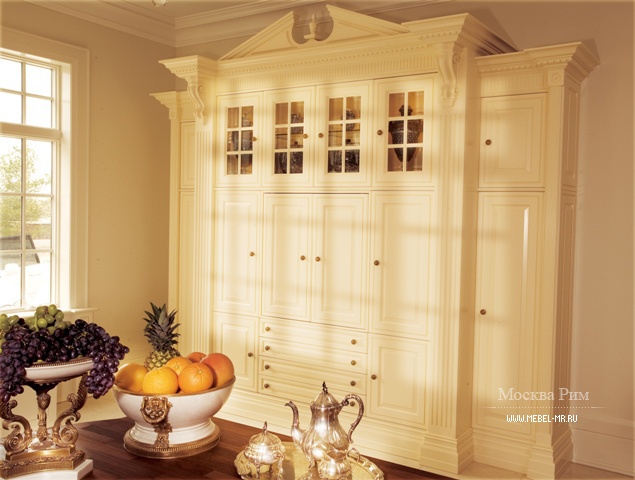 Гарнитур для кухни профилированный в лаке Transitional Сomp.2, Neff Kitchens