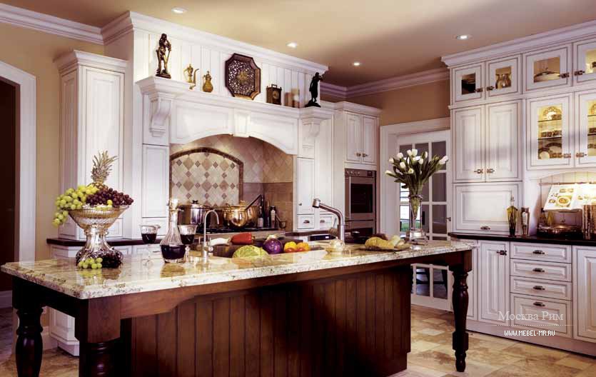Гарнитур для кухни в отделке из лака с резьбой Traditional Comp. 6, Neff Kitchens