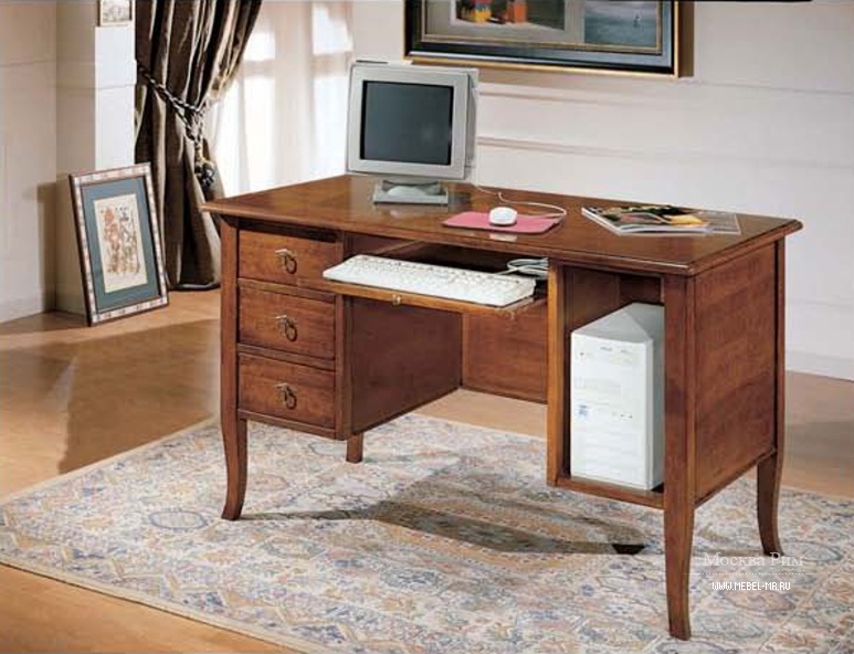 Письменный стол в классическом стиле из массива бука С-43