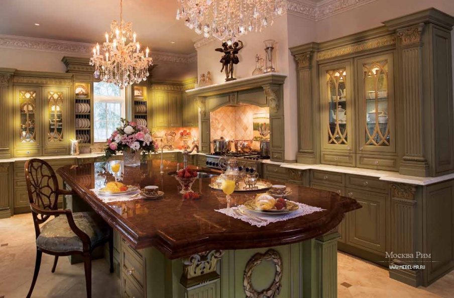 Гарнитур для кухни с позолоченными элементами Traditional Сomp.10, Neff Kitchens
