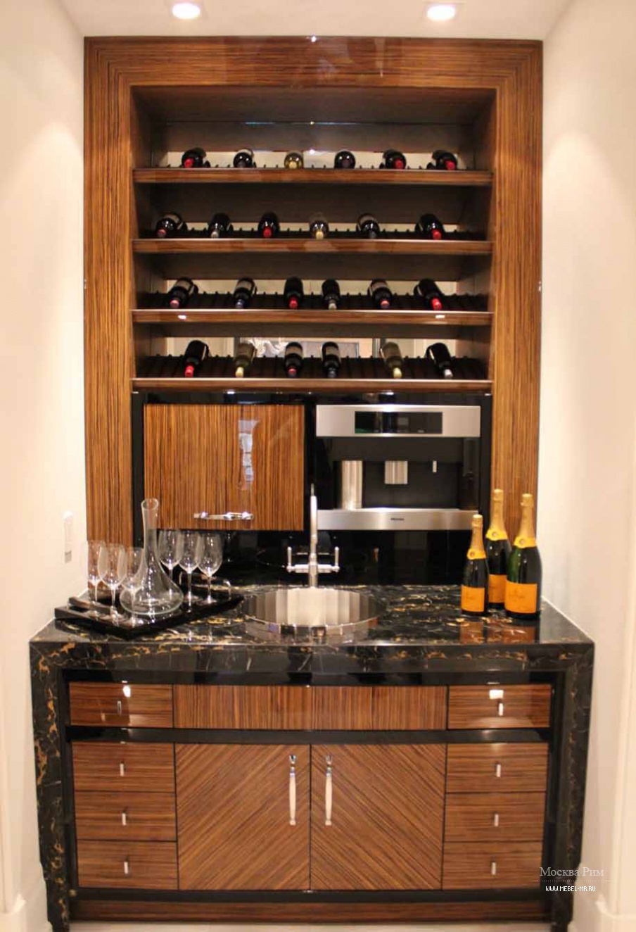 Гарнитур для кухни в глянцевом шпоне Art Deco Comp.9, Neff Kitchens
