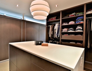 Гардеробная в современном стиле в шпоне Neff Valet Comp.5, Neff Kitchens (гардеробная комната система, италия)