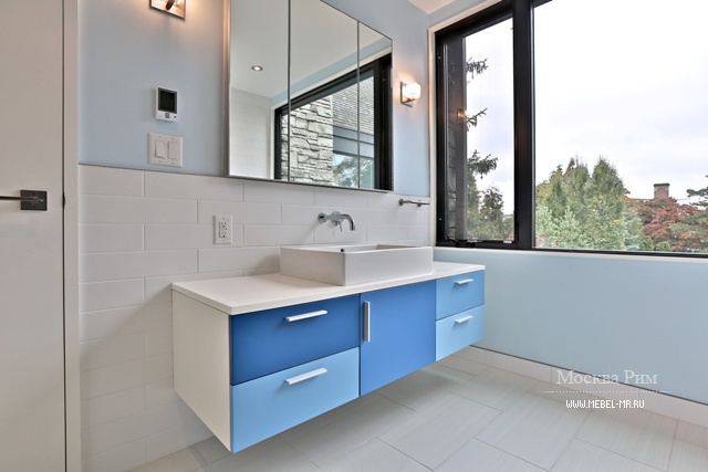 Гарнитур для ванной в отделке евроламинатом Contemporary Comp.5, Neff Kitchens