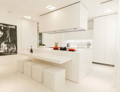 Гарнитур для кухни с выдвижной барной стойкой Kitchen Design, FMF