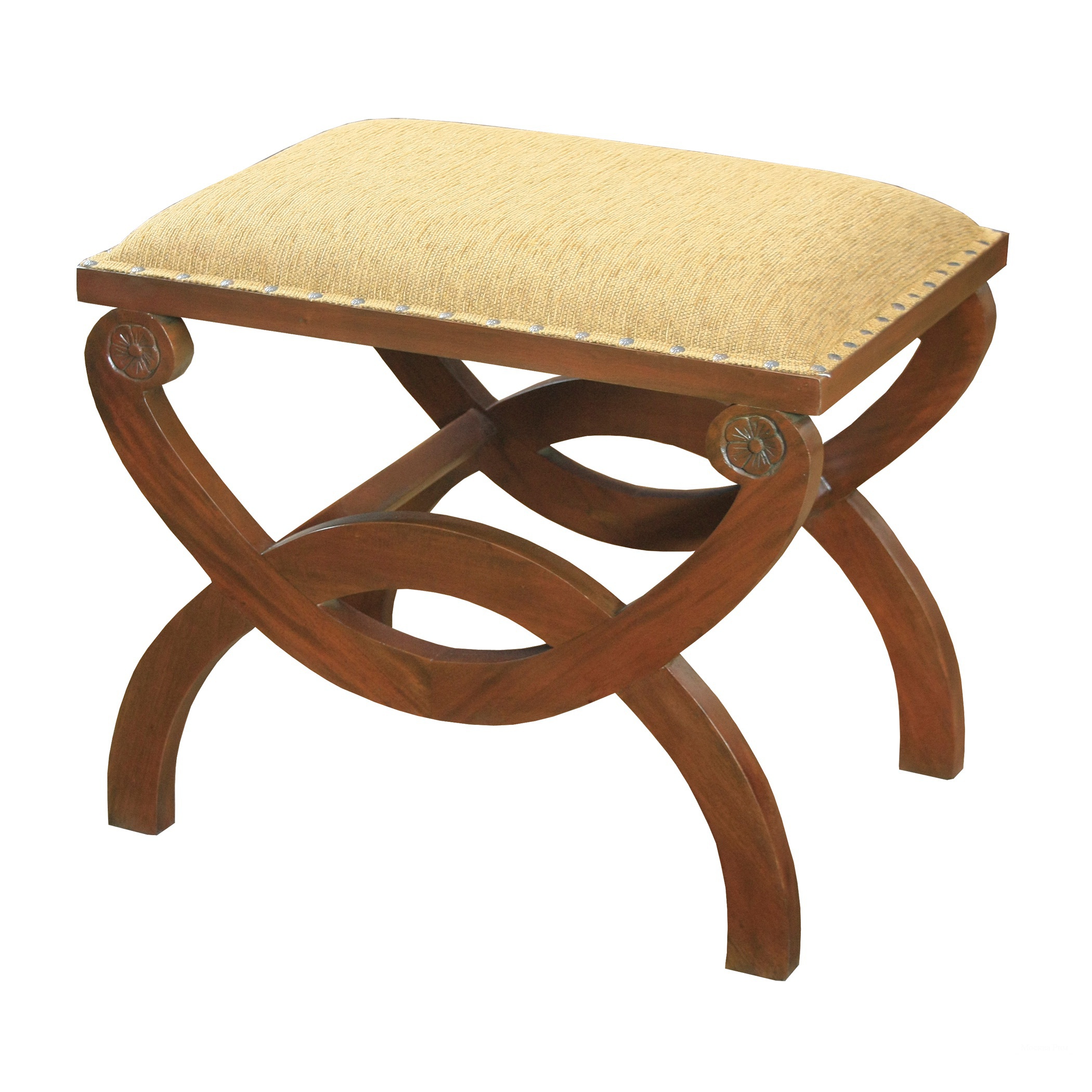 пуфики на деревянном каркасе