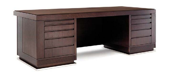 Модель ICS Scrivania con dattilo